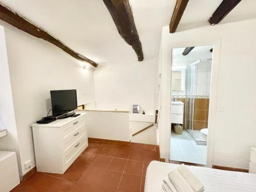 Zdjęcie z galerii obiektu Acquassoma Vielle Ville Duplex w Mentonie