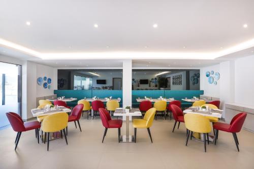 Posezení v ubytování Keys Lite By Lemon Tree Hotels Sreekanya