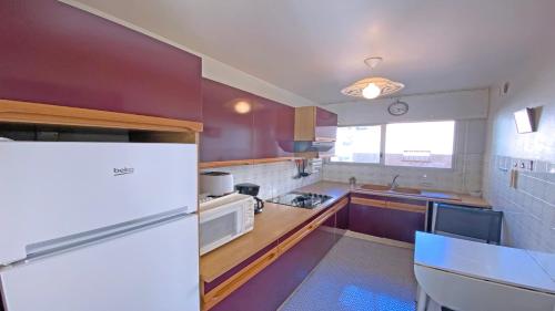 Appartement avec vue mer au centre-ville de Sainte-Maxime - La Caravelle