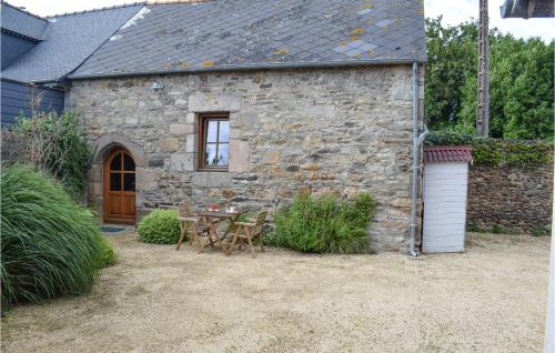 Beautiful Home In Quemper Guzennec With