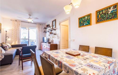 A seating area at 2 Bedroom Nice Apartment In Torrox
