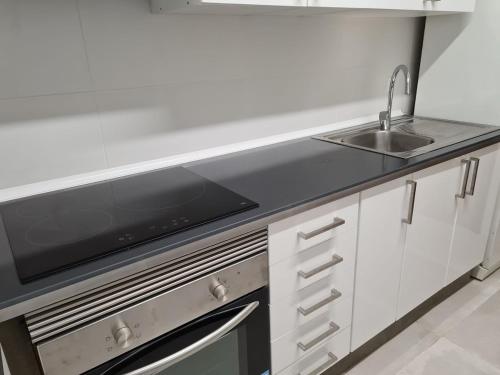 Galeriebild der Unterkunft 602A-A un paso del Centro con Garaje 3 Dormitorios in Oviedo