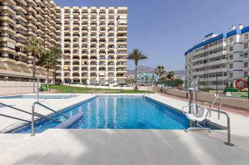 Beachfront with Spectacular views and Swimming pool