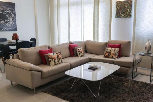 Χώρος καθιστικού στο Gulf Suites Hotel Amwaj