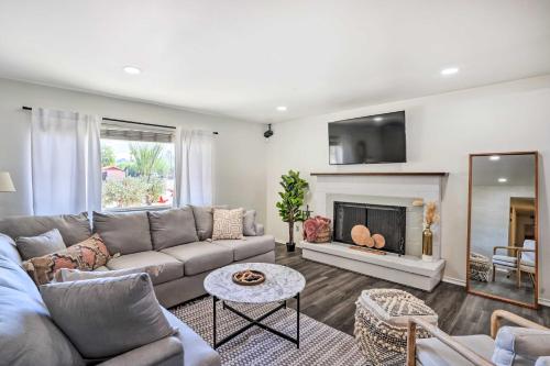 Stylish Phoenix Home with Patio and Outdoor Oasis