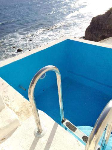Piscine de l'établissement Santorini Lovers Villa ou située à proximité
