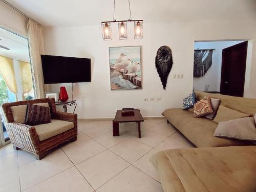 Zona de estar de Condo Yalku - Private access to Lagoon