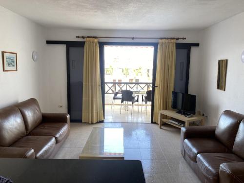Self Catering Lovely 1 bed Apartment, 15A2, Los Cristianos, Tenerife