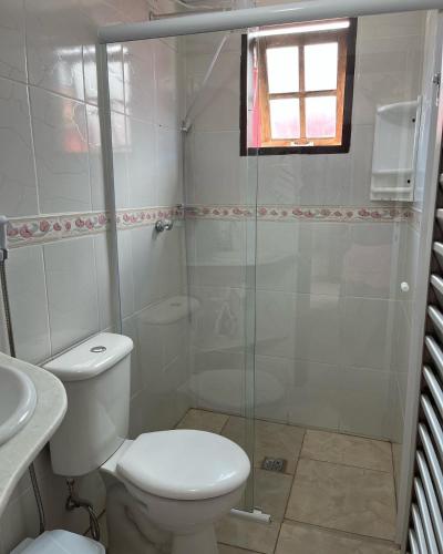 Ένα μπάνιο στο Hospedagem Villa Caiçara