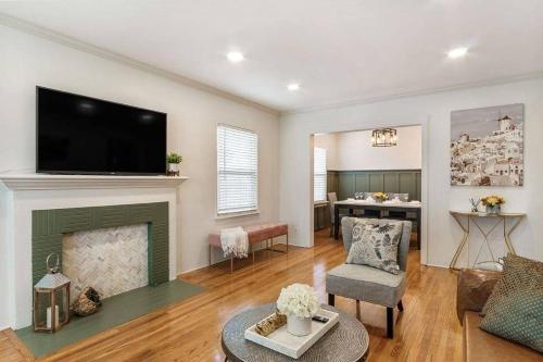 Cheerful and Cozy Private Home
