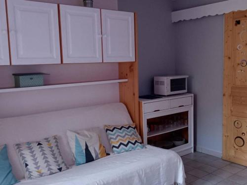 Studio cosy 22m², pied des pistes, balcon, parking, proche commerces à Saint-Jean-d'Aulps - FR-1-573-110