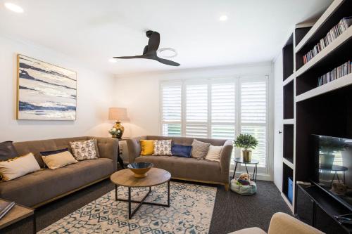 Un lugar para sentarse en Mulberry House - Pet Friendly with Swimming Pool