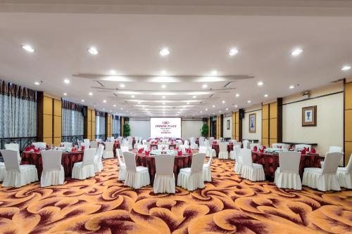 Restaurace v ubytování Crowne Plaza Foshan by IHG - Canton Fair free shuttle bus