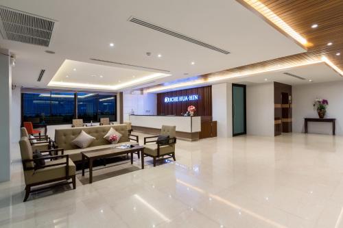 Χώρος καθιστικού στο Riche Hua Hin Hotel - SHA Plus