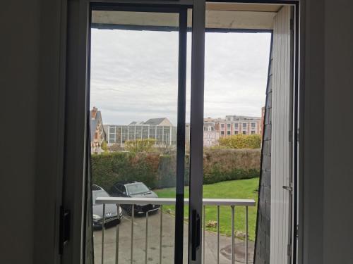 Balkón nebo terasa v ubytování Homestay - Chambre chez habitant, Gare et Château