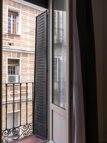 Limehome Madrid San Lorenzo photo 57