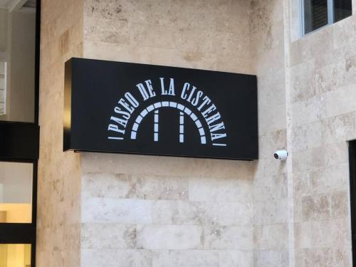 Сертификат, награда, вывеска или другой документ, выставленный в Beautiful apartment in Paseo de la Cisterna