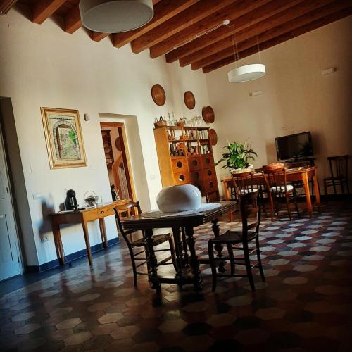 Μια τηλεόραση ή/και κέντρο ψυχαγωγίας στο Villa Mostallino