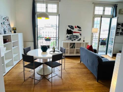 A seating area at POLITEAMA SUITE IN THE HEART OF THE CITY