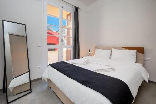 Christiana's lovely apartment in Psyri, Athens
