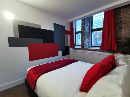 Cameo Hotel and Suitesにあるベッド