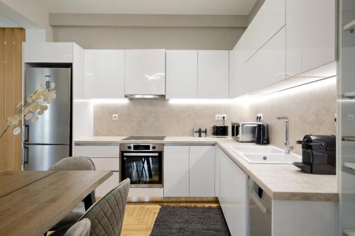 Spacious 3-Bedroom Retreat in the Heart of Pagrati