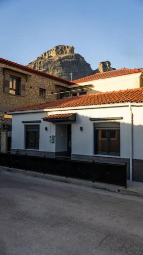 House33