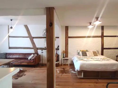 Welcoming apartment in Bree with terrace