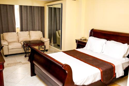  Brisotel - Beira Mar -  Chambre  photo :   Tea/Coffee maker    Minibar    Safety deposit box                           