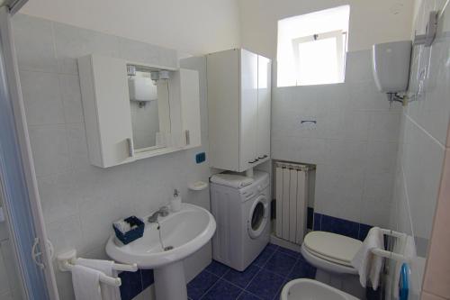 Gallery image of Ponza Holiday Homes - Santa Maria in Ponza