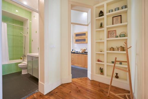 Renovated Spacious Baixa Apartment, By TimeCooler