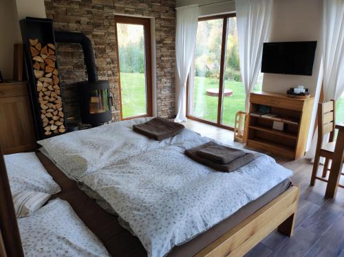 Postel nebo postele na pokoji v ubytování Glamping Vyhlídka