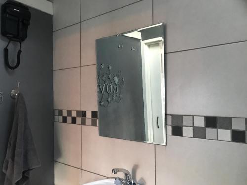 Bilik mandi di Aluve Guesthouse