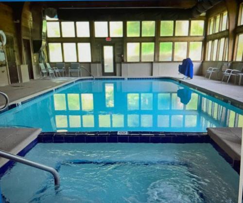 Lake Escape on Lake Lure NC at Rumbling Bald Resort, Lake Lure (updated