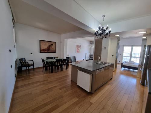 Luxury Living Athens by YHA