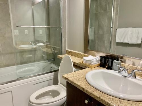 Spacious Burnaby Guest Home – Photos 5