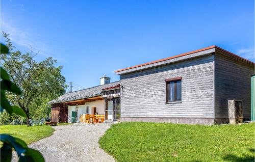 Amazing Home In Inzenhof With 1 Bedrooms And Wifi