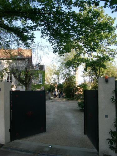 Κήπος έξω από το Chambre d'hôtes Park des Collines - Gîte
