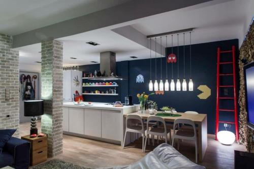 Super Heroes Apartment