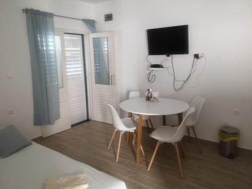 Μια τηλεόραση ή/και κέντρο ψυχαγωγίας στο Apartman Magica