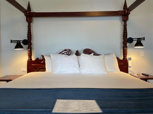 Ένα ή περισσότερα κρεβάτια σε δωμάτιο στο Emerson Inn By The Sea
