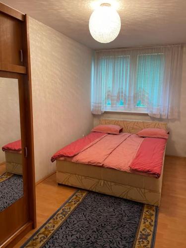 Postel nebo postele na pokoji v ubytování Airport Sarajevo Apartment 1