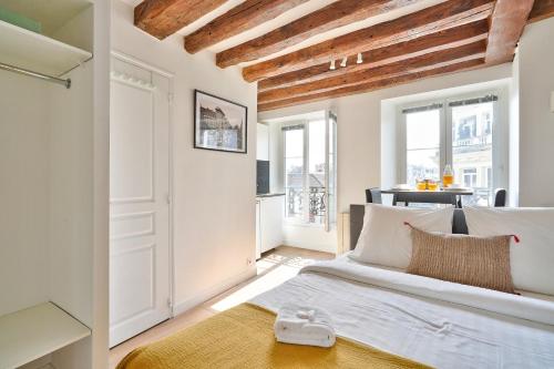 Cosy and New Studio in the Heart of Paris (5F)