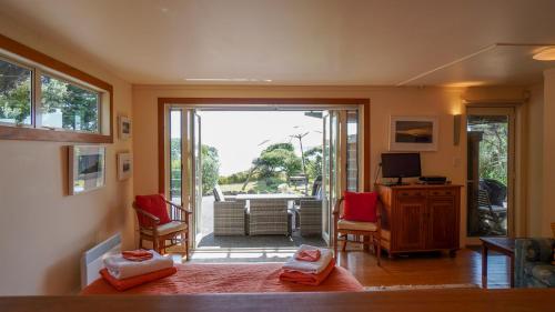 Hokianga Havenにあるテレビまたはエンターテインメントセンター