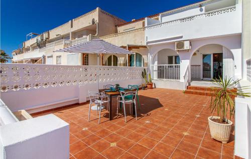 Balkón alebo terasa v ubytovaní Amazing Home In Torrevieja With Kitchen
