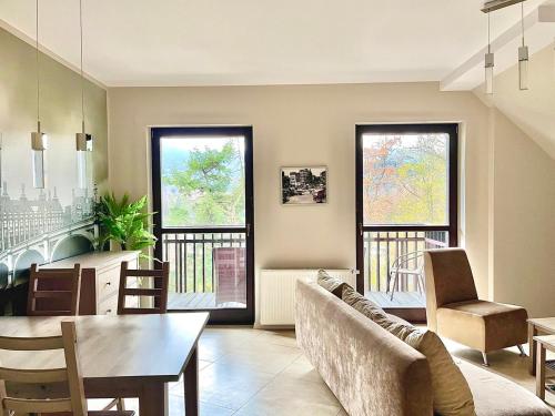 Trevilles Apartamenty Londyn apartament w centrum z balkonem i widokiem na góry