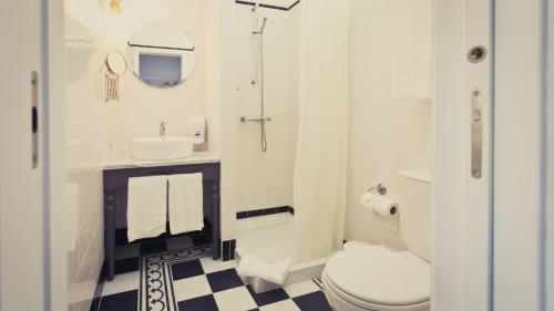Bilik mandi di Bartholomeu Guesthouse