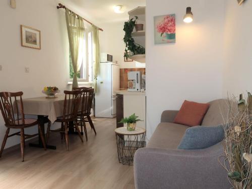 Apartment Neda by Interhome