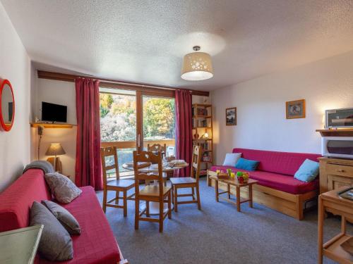 Studio Vostok Zodiaque-15 by Interhome