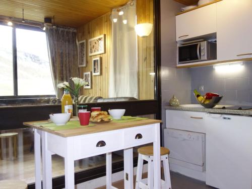 Apartment Sérac A10 by Interhome